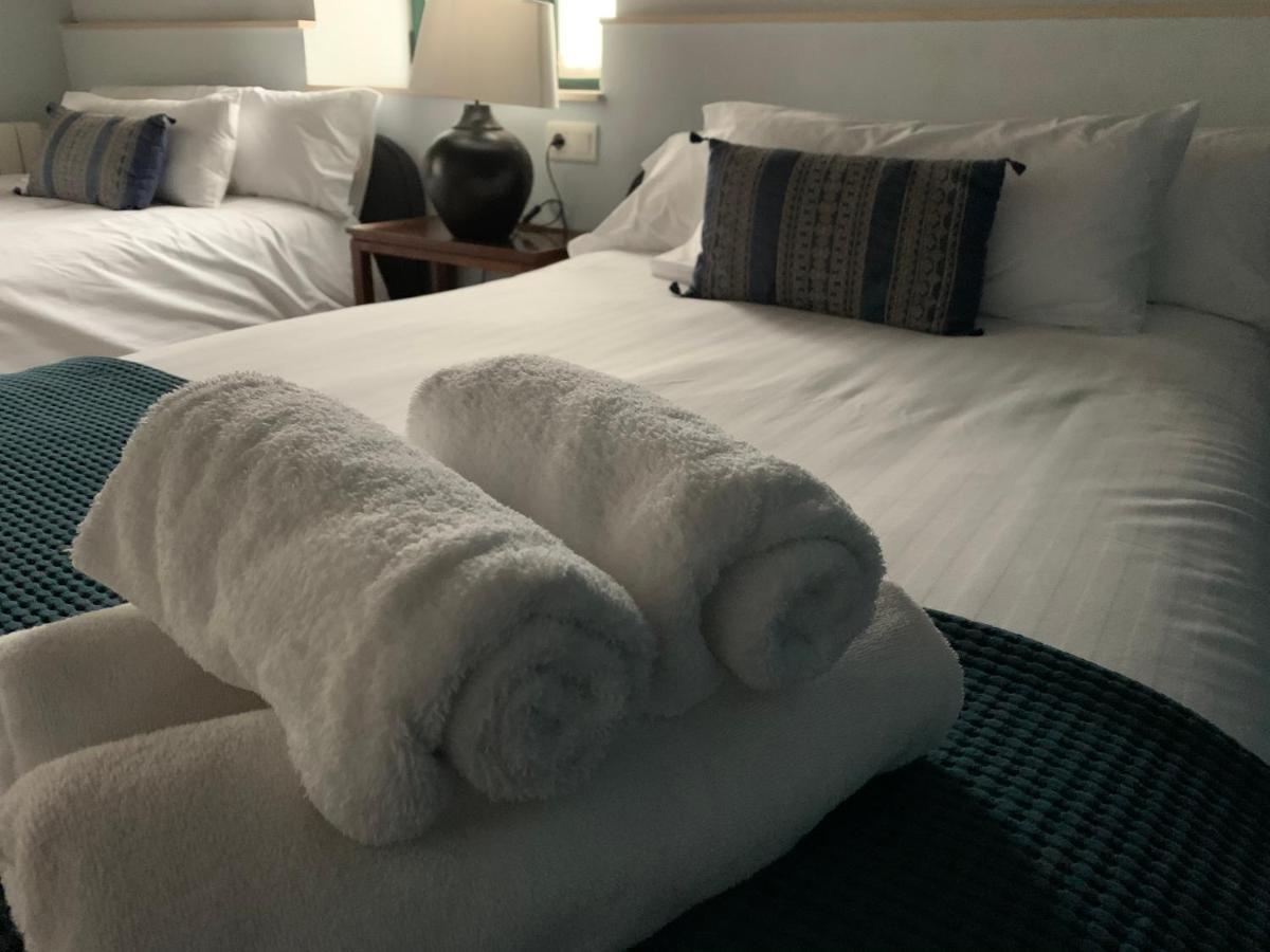 Can Ballus Bed&Breakfast Tiana Bagian luar foto